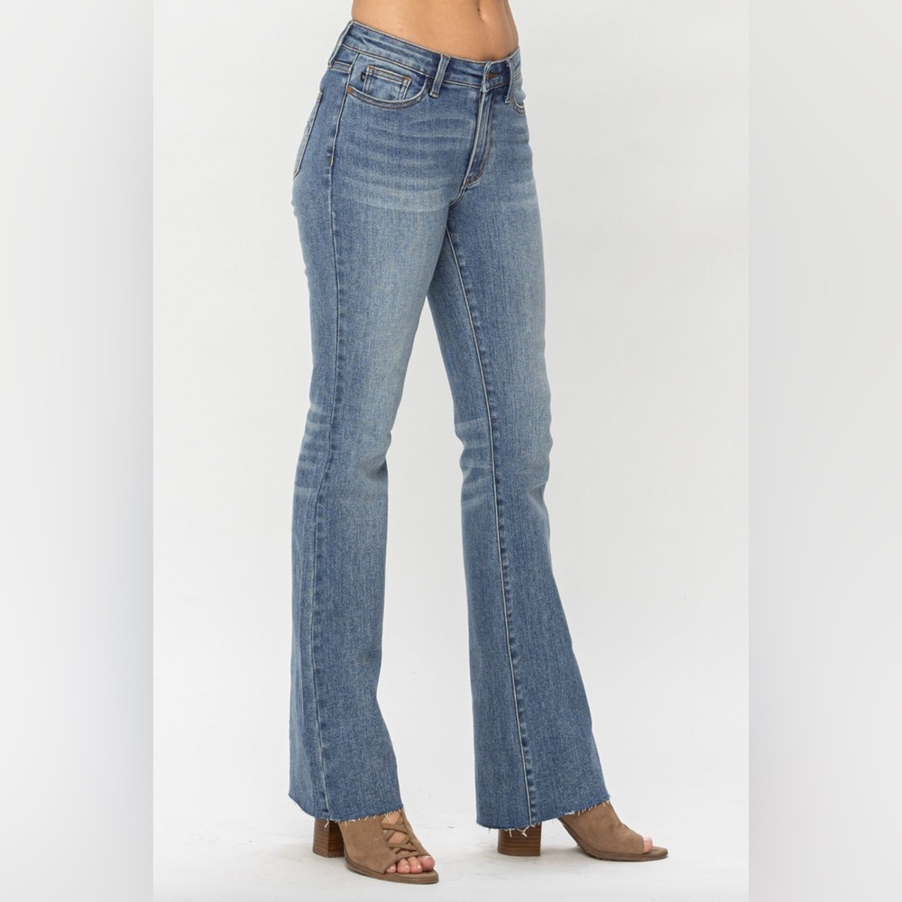 Judy Blue bootcut raw hem NWT jeans sz 13/31